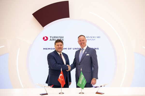 TURKISH AIRLINES AND RIYADH AIR SIGN STRATEGIC COOPERATION MoU TURKISH AIRLINES AND RIYADH AIR SIGN STRATEGIC COOPERATION MoU