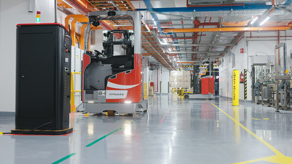 XSQUARE's autonomous forklifts seamlessly navigate Coca-Cola Singapore's facility, executing warehouse tasks with efficiency and precision.