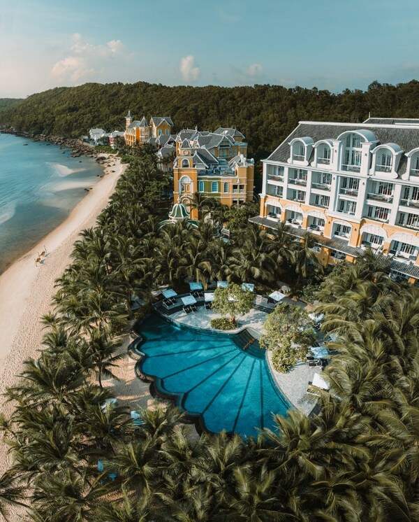 Nestled by Khem Beach of Phu Quoc, Vietnam JW Marriott Phu Quoc is a luxury haven with a unique 19th-century Lamarck University concept Nestled by Khem Beach of Phu Quoc, Vietnam JW Marriott Phu Quoc is a luxury haven with a unique 19th-century Lamarck University concept