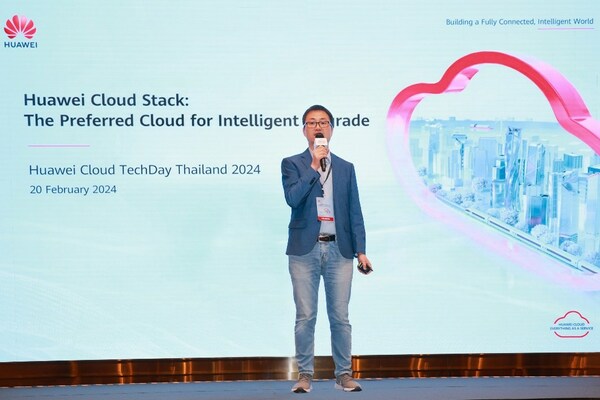 Mr. Victor Luo, Solution Architect Director of Huawei Cloud Thailand gave a speech at the Huawei Cloud TechDay Thailand 2024 event. Mr. Victor Luo, Solution Architect Director of Huawei Cloud Thailand gave a speech at the Huawei Cloud TechDay Thailand 2024 event.