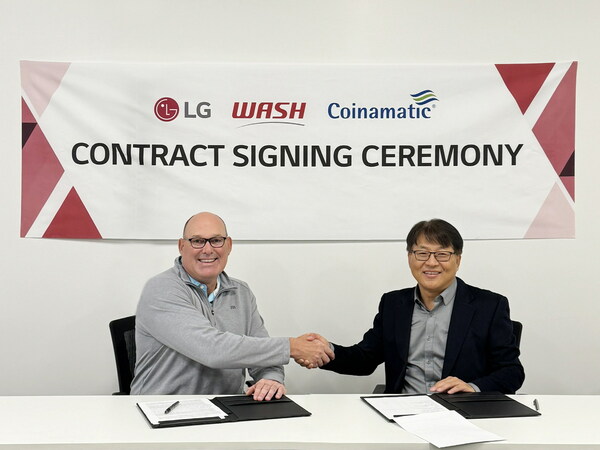 LG Electronics establishes a consortium for advanced heat pump research in Alaska. From left, Jim Gimeson (CEO of WASH), and Sam Kim (Head of the Home Appliance Division at LG Electronics USA).