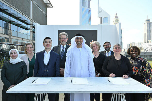 (From left: Dr. Ghada Alsaleh, Sonia Pawelczyk, Danny Yeung, Dr. James L. Green, Ahmed Alfandi, Dr. Tara Ruttley, Wasim Ahmed, Dr. Hilde Stenuit, Dr. Camille Alleyne at the MOU signing ceremony in Dubai, UAE Space Agency) (From left: Dr. Ghada Alsaleh, Sonia Pawelczyk, Danny Yeung, Dr. James L. Green, Ahmed Alfandi, Dr. Tara Ruttley, Wasim Ahmed, Dr. Hilde Stenuit, Dr. Camille Alleyne at the MOU signing ceremony in Dubai, UAE Space Agency)