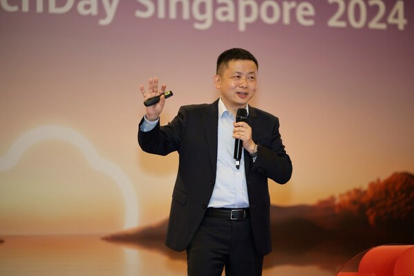 Tan Shi Jie, Vice President of Solution Sales, Huawei Cloud APAC Tan Shi Jie, Vice President of Solution Sales, Huawei Cloud APAC