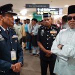 PM Anwar makes surprise visit to Penang airport; reminds Customs, Immigration personnel to serve with discipline and integrity