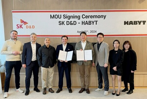 From left to right, Habyt’s VP Operations Vincent Schenk, VP Real Estate Lasse Haarstark, APAC CEO Jonathan Wong, and Global CEO & Founder Luca Bovone with SK D&D’s CEO Do Hyun Derek Kim, VP (Head of Operations) Ju Han Mark Lee, Manager Ji Eun Serena Kim and Manager Kyoung Mi Ellie Lee.