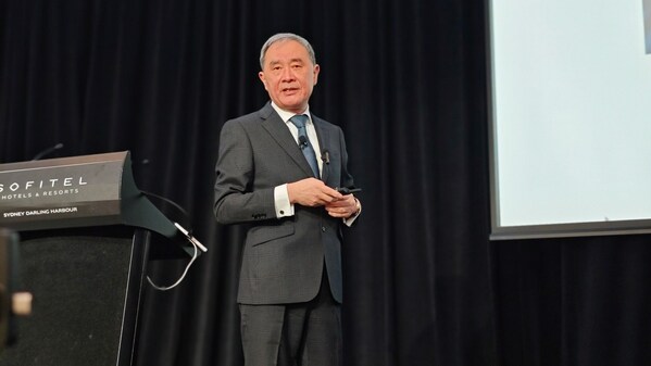 Prof. Gang Shen delivered an insightful lecture on Smartee Mandibular Repositioning Technology