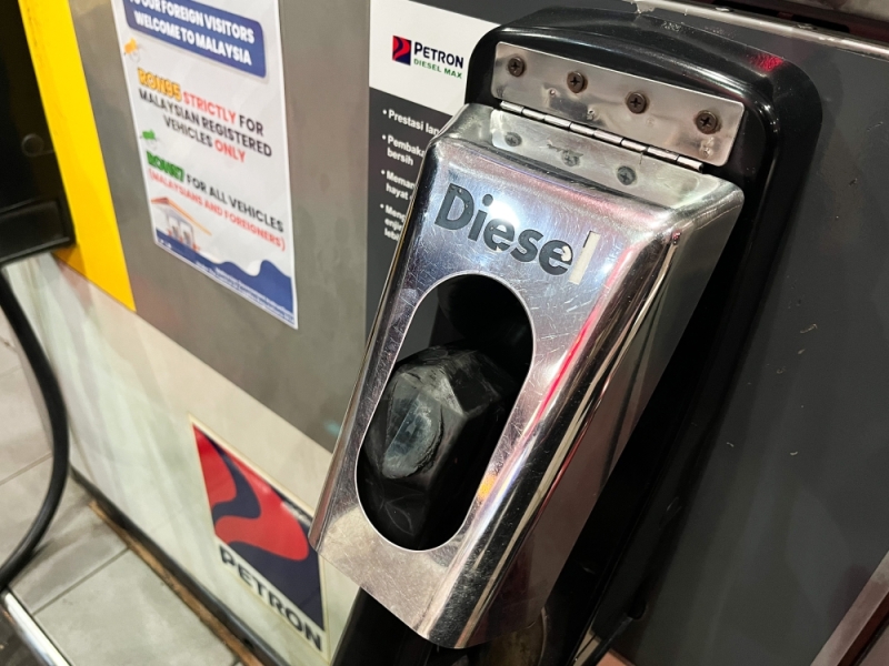 Diesel fleet card delay because oil firms were slow to issue them