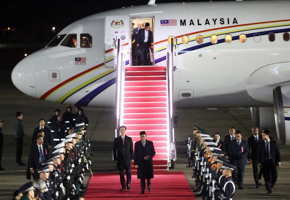 PM Anwar begins three-day official visit to South Korea, bilateral meeting with President Yoon on agenda