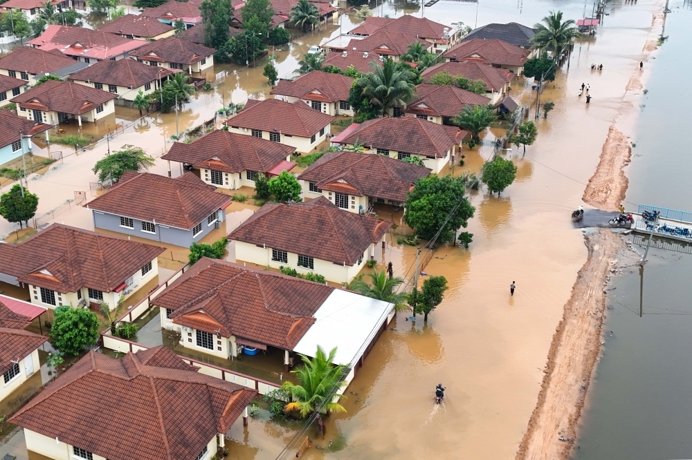 Flood death toll rises to six as 140,896 people remain displaced nationwide