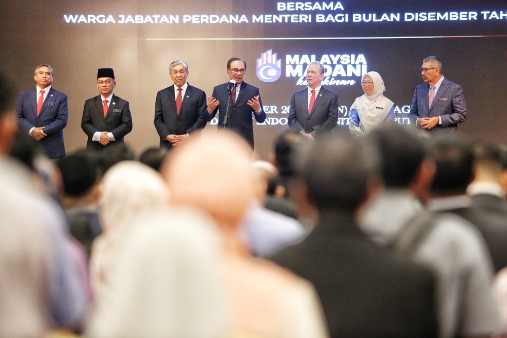 Match SSPA pay hike with higher performance, PM Anwar tells civil servants