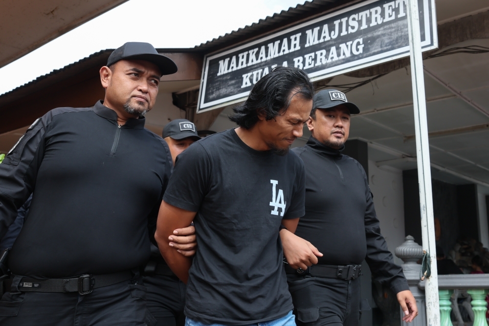 Factory worker in Terengganu admits to owning child sexual abuse and obscene materials, sentencing on Jan 15