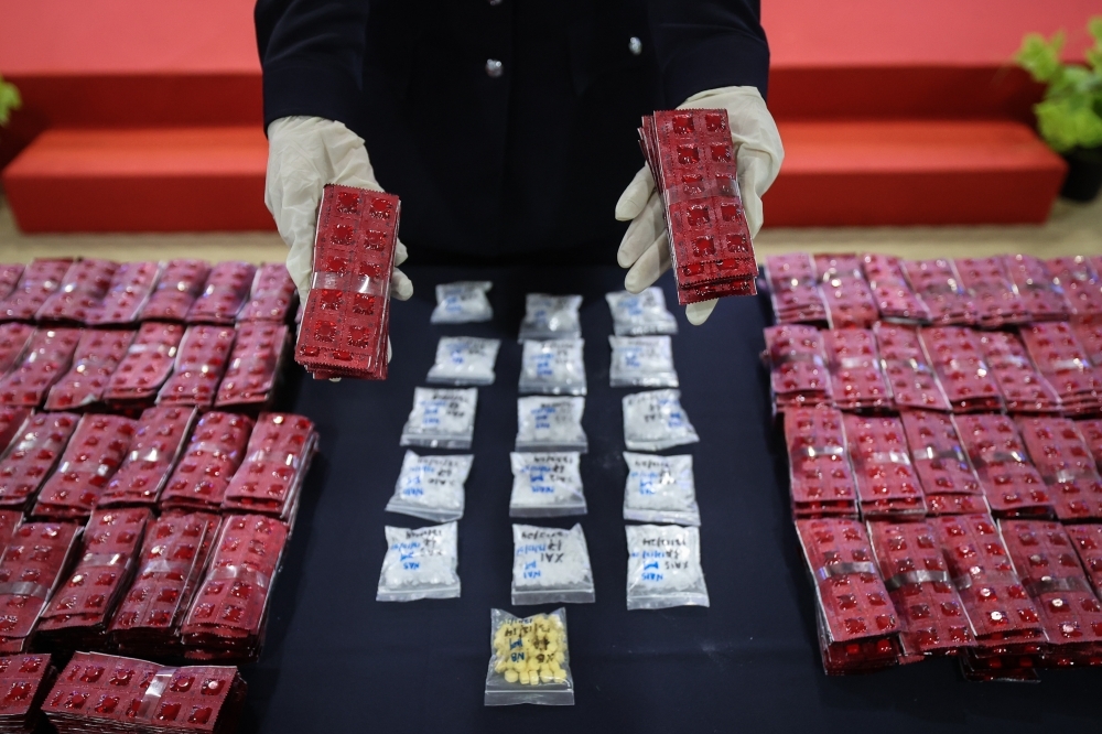 Penang cops bust local drug ring with arrest of six, seize drugs worth RM3m 