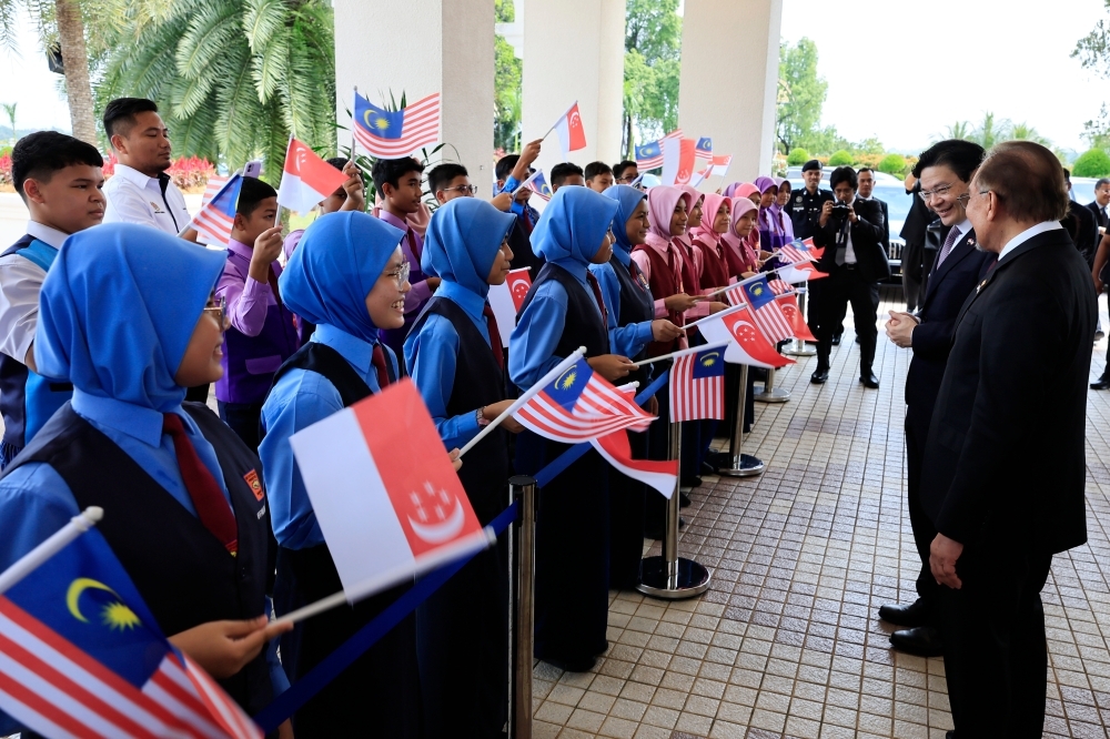 Special Economic Zone to expand investment pie for Malaysia and Singapore, say PMs Anwar and Wong