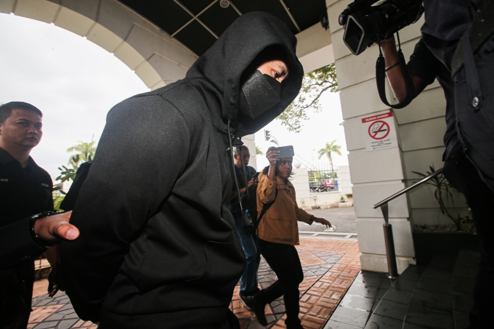 Senior Perak cop’s dashcam accessed day after crash in student’s death case, no footage found, court hears