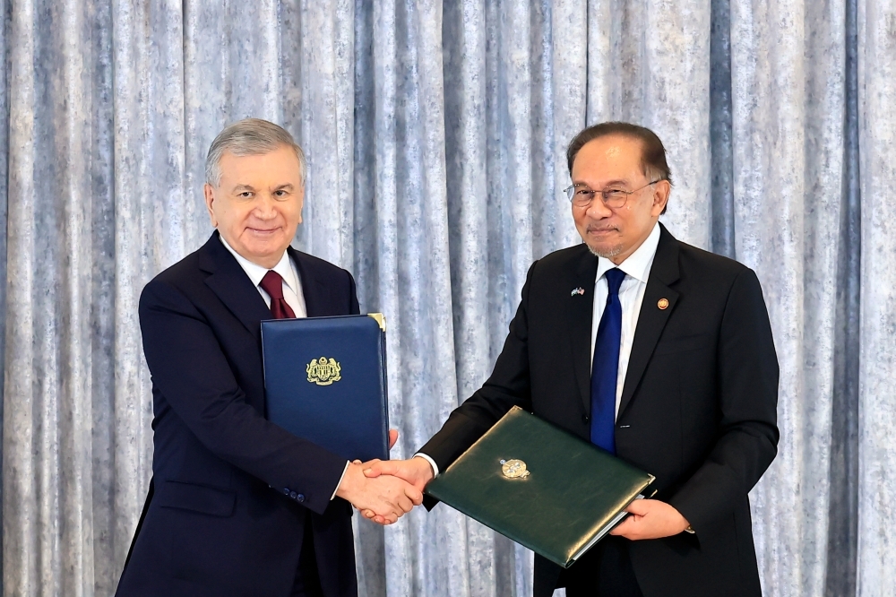 PM Anwar thanks Uzbekistan president for official visit