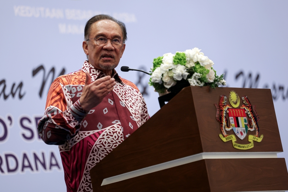 PM Anwar urges Malaysian diaspora to preserve nation’s image, promote tourism globally