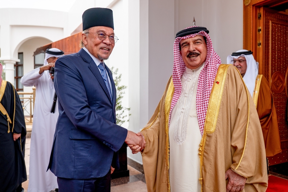 PM Anwar’s official visit bolsters Malaysia-Bahrain ties at 50-year milestone