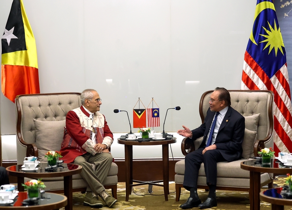 Anwar opens Hanoi visit with Vietnam’s Communist Party chief, talks focused on bilateral ties
