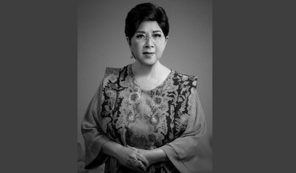 PM Anwar pays tribute to Indonesian legend Titiek Puspa