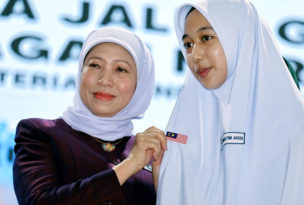 Women’s Ministry backs flag badge campaign, say can prevent mistakes in displaying Jalur Gemilang