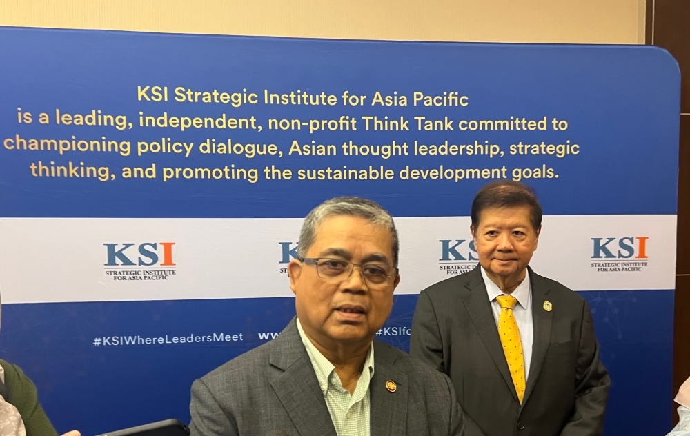 Unity minister says no excuse for flag blunders as backlash grows over missing crescent in Jalur Gemilang