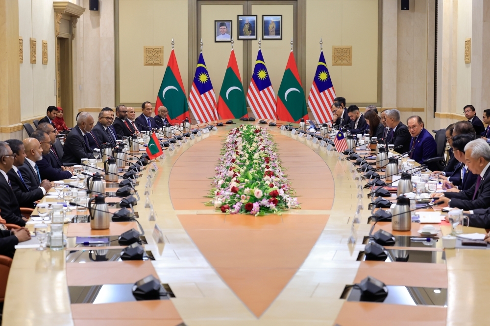 Malaysia, Maldives to boost ties in floating solar, defence and digital tech, says PM Anwar