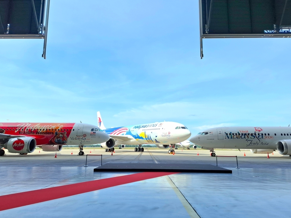 Malaysia Airlines, Batik Air suspend Amritsar and Lahore flights as India-Pakistan tensions escalate