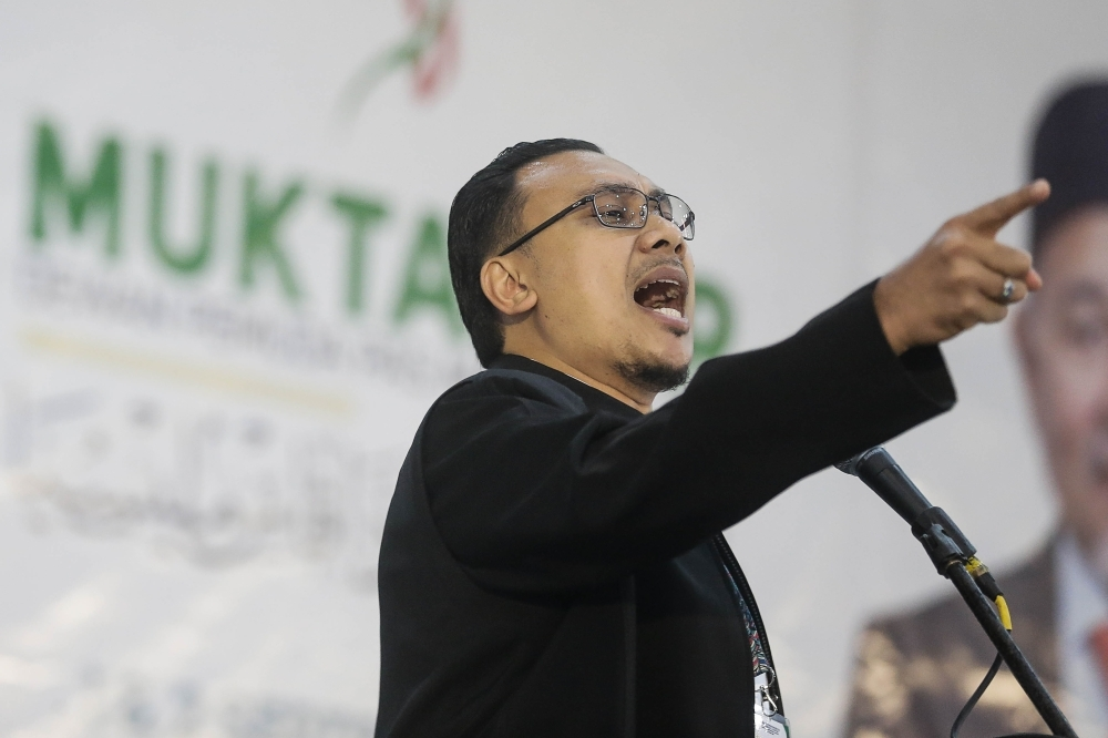 Do you put Malay-Muslim interests first? Then come and join PAS, Youth chief tells allies within Umno