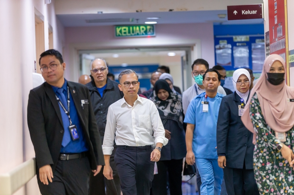 Connectivity at Putrajaya Hospital satisfactory, minor network issues in new wing, says Fahmi