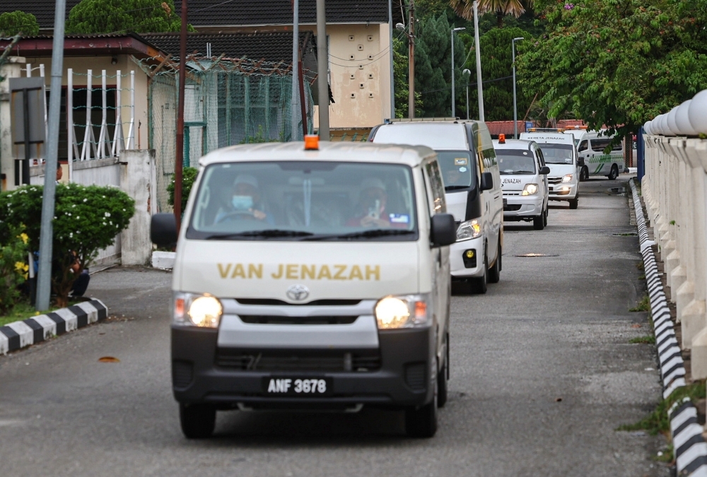 Final journey home: Community groups unite in 19-hearse convoy for UPSI crash victims