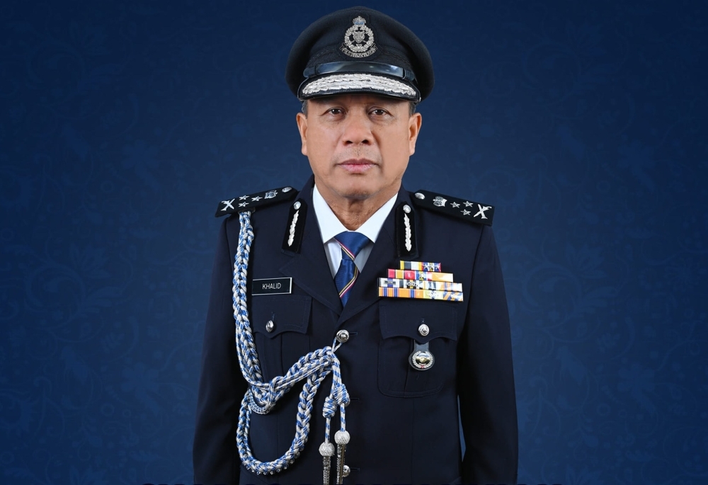 Ex-Special Branch chief Khalid Ismail is new IGP, succeeding Razarudin