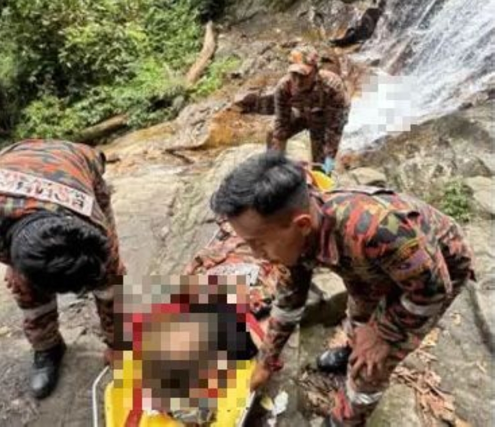 New Zealand woman injured after 6m fall at Kanching Waterfall