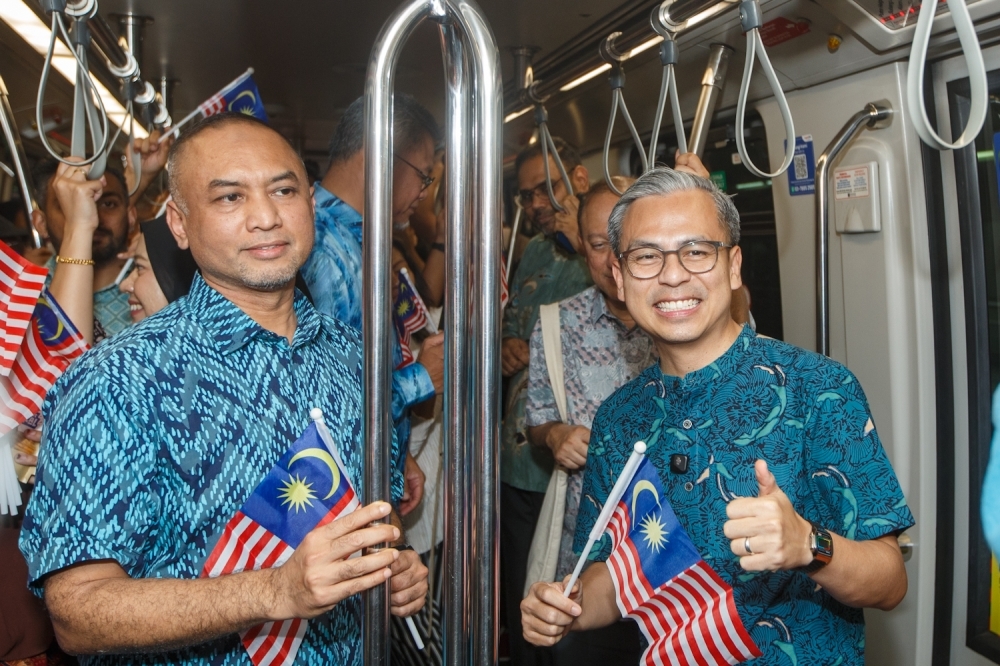 Merdeka celebrators, rejoice! Rapid KL to run 24-hour services for rail, Sunway BRT and select bus routes