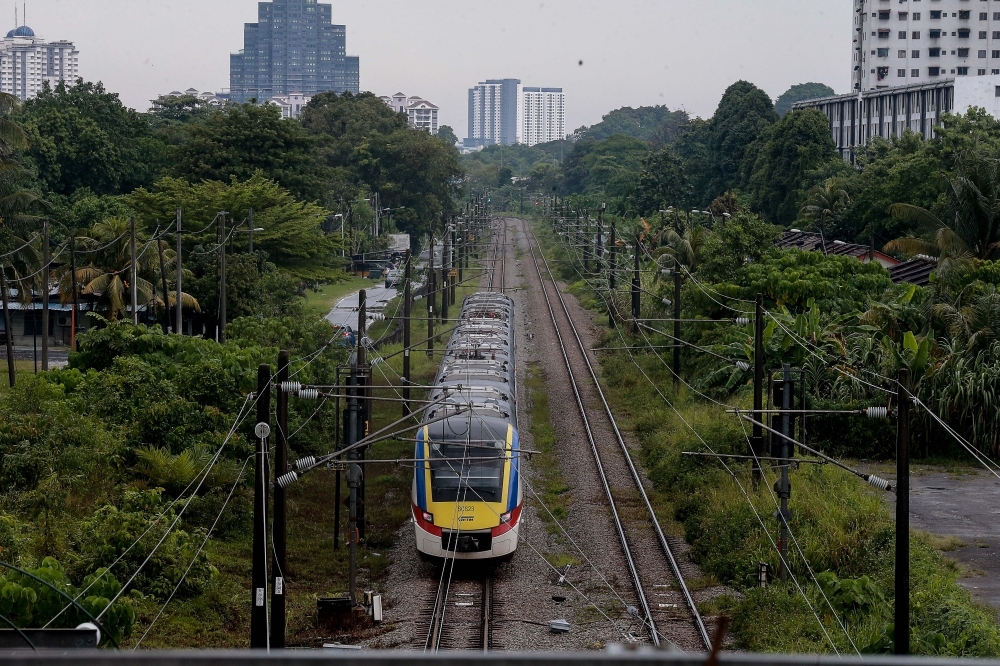 Man killed by KTMB train in Chemor identified through clothing