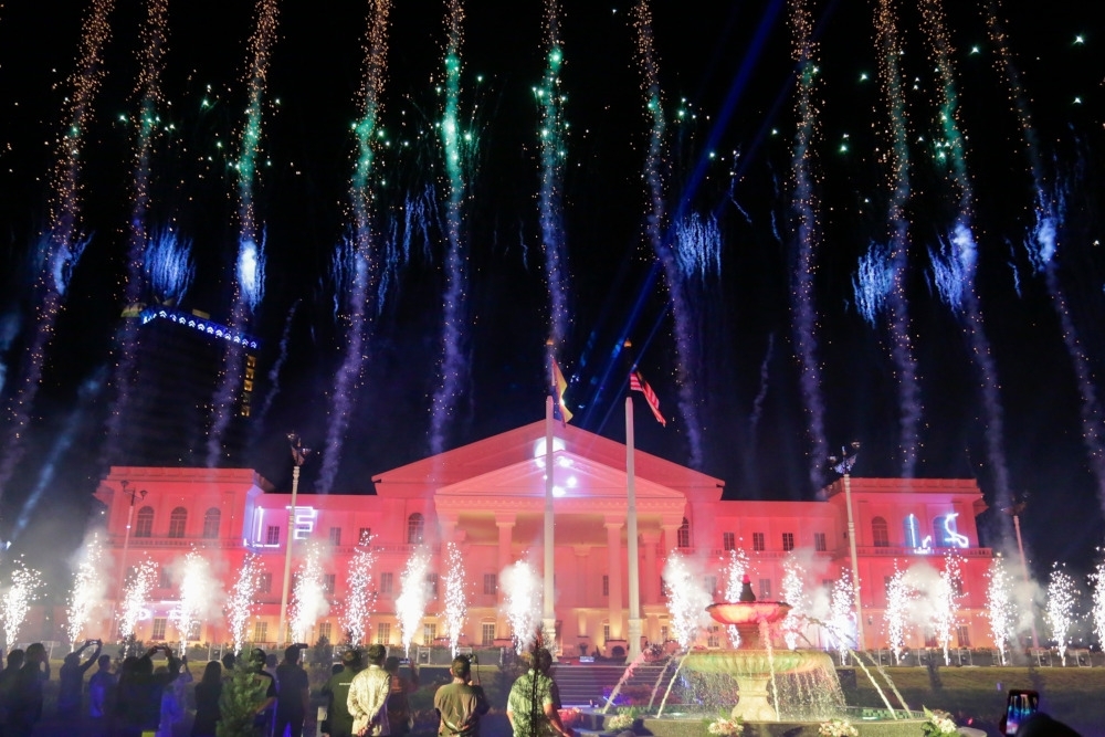 Kompleks Satria Pertiwi opens as Sarawak premier’s grand new official base