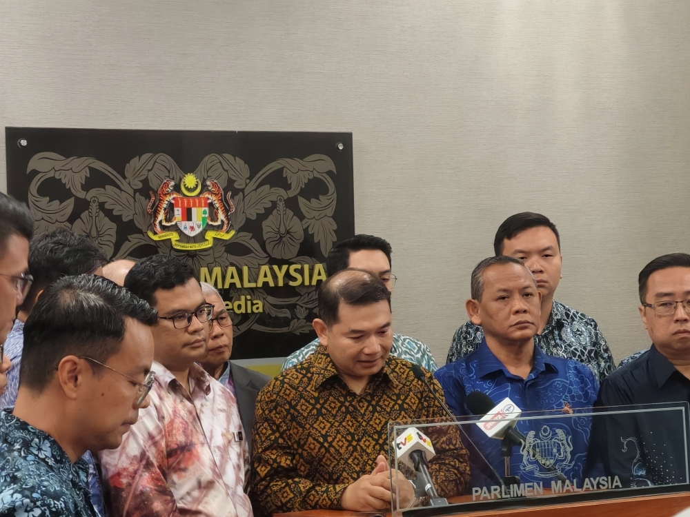  Bukit Aman joins probe into assault on Rafizi’s son at Putrajaya mall, suspect still unidentified