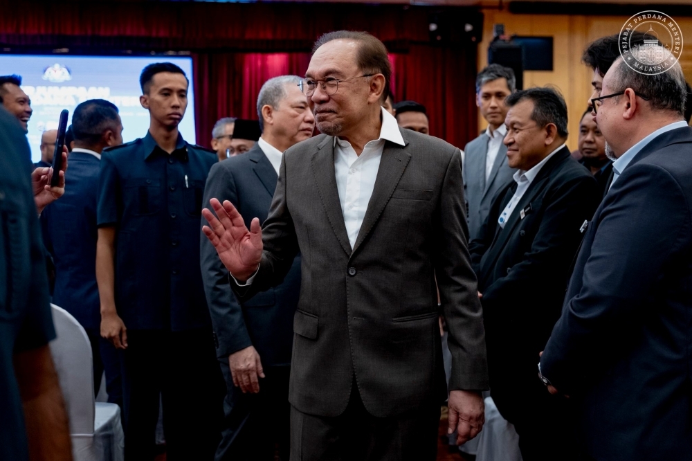 Anwar urges good governance, strong oversight in AI to avoid past ‘piratisation’ mistakes