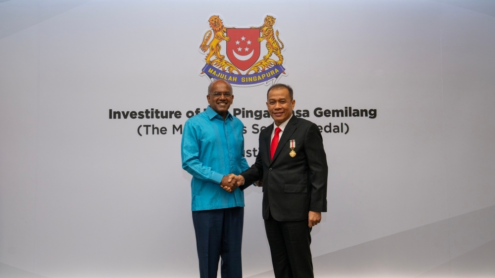 IGP awarded Singapore’s medal for security cooperation during tenure as Special Branch director