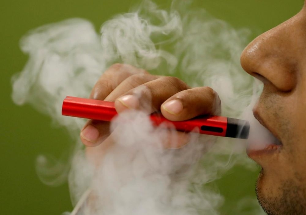 Singapore workplaces struggle to stamp out vaping despite national ban