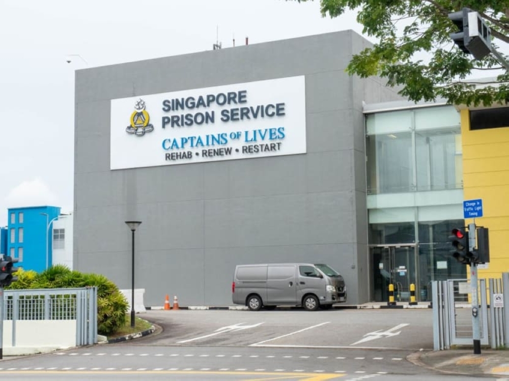 Singapore officer admits taking over RM12,000 in bribes from inmate to smuggle drugs, nude photos into Changi Prison