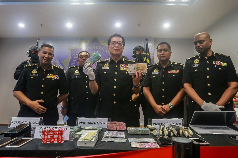 MACC busts RM247m diesel subsidy theft syndicate in Ops Karen, more arrests coming