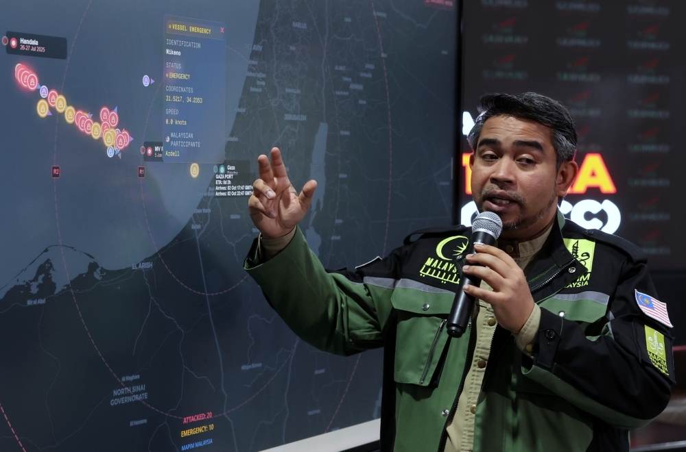 Vessel carrying Ardell Aryana intercepted by Israeli forces, no longer detected in motion