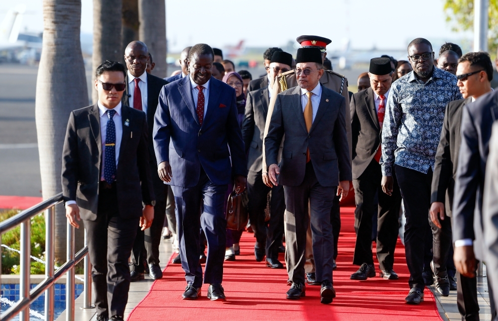 Anwar receives state-level welcome in Kenya, to witness MoUs on tourism and city cooperation