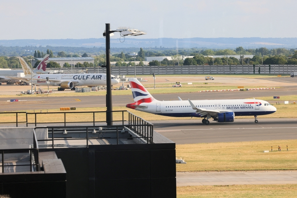 What challenges lie ahead for UK’s RM179b plan to expand Heathrow Airport?