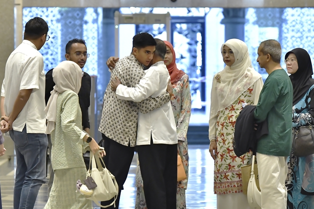 Syed Saddiq puts faith in judiciary after apex court tells prosecution to rethink case