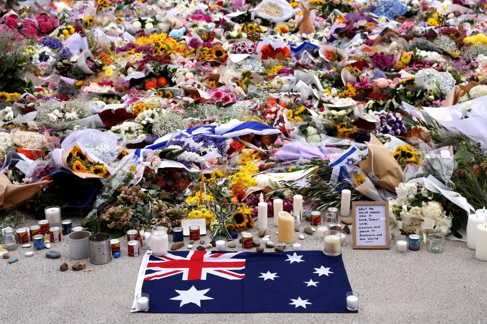 Bondi Beach shooting victims include Slovak-Australian woman, two Hungarians