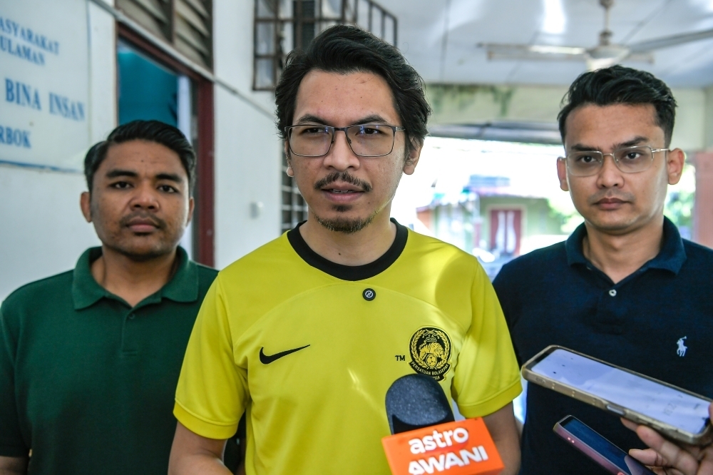 Govt to update SARA essential items by Ramadan, may add fish, chicken and other fresh produce, says finance minister’s pol-sec