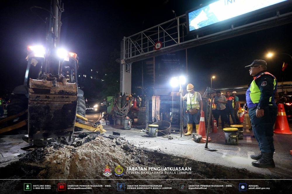 DBKL issues 11 compound notices to contractors in overnight road work enforcement blitz