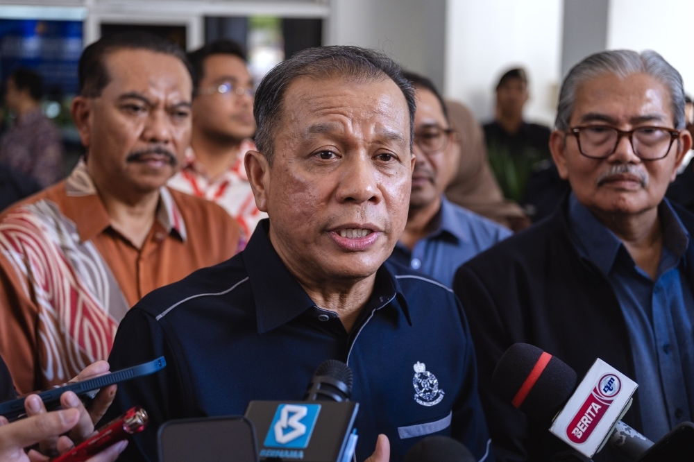 IGP: 12 police personnel pulled from active duty over alleged Kajang crypto heist