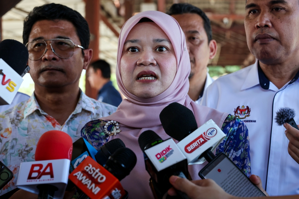 Education Ministry to ease teachers’ workload under Malaysia Education Blueprint 2026–2035